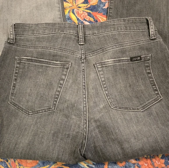 Joe's Wide Leg Jeans - Picture 5 of 6